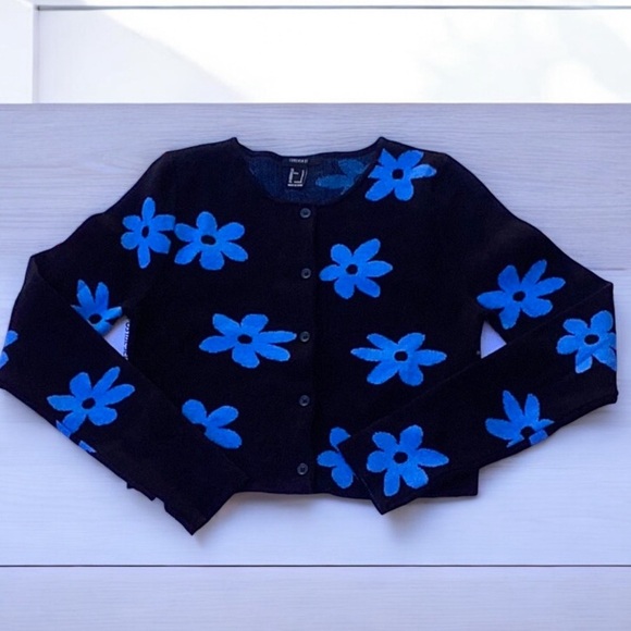 FOREVER 21 CROPPED CARDIGAN BUTTON DOWN LONG SLEEVE SWEATER LARGE - Picture 5 of 7